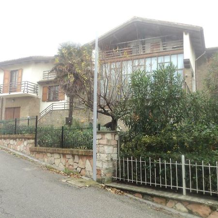 Villa Lilly Falconara Marittima Bagian luar foto