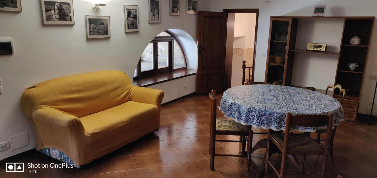 Villa Lilly Falconara Marittima Bagian luar foto